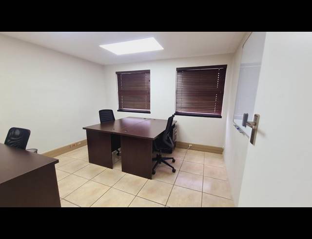 BUSINESS PROPERTY TO RENT IN TYGER VALLEY